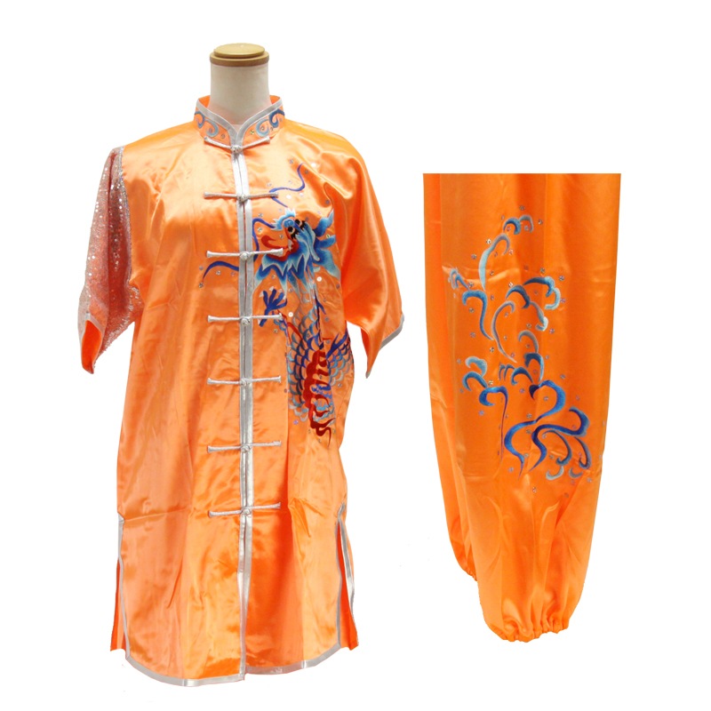 Ĺ���ѻɽ�ɽ������151-180�� Ǽ����2.5����ʢ�����������