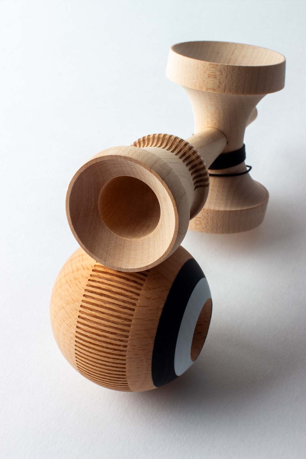 Sweets Kendamas - BROKEN BONES - NATURAL - BROKEN SHAPESticky Clear