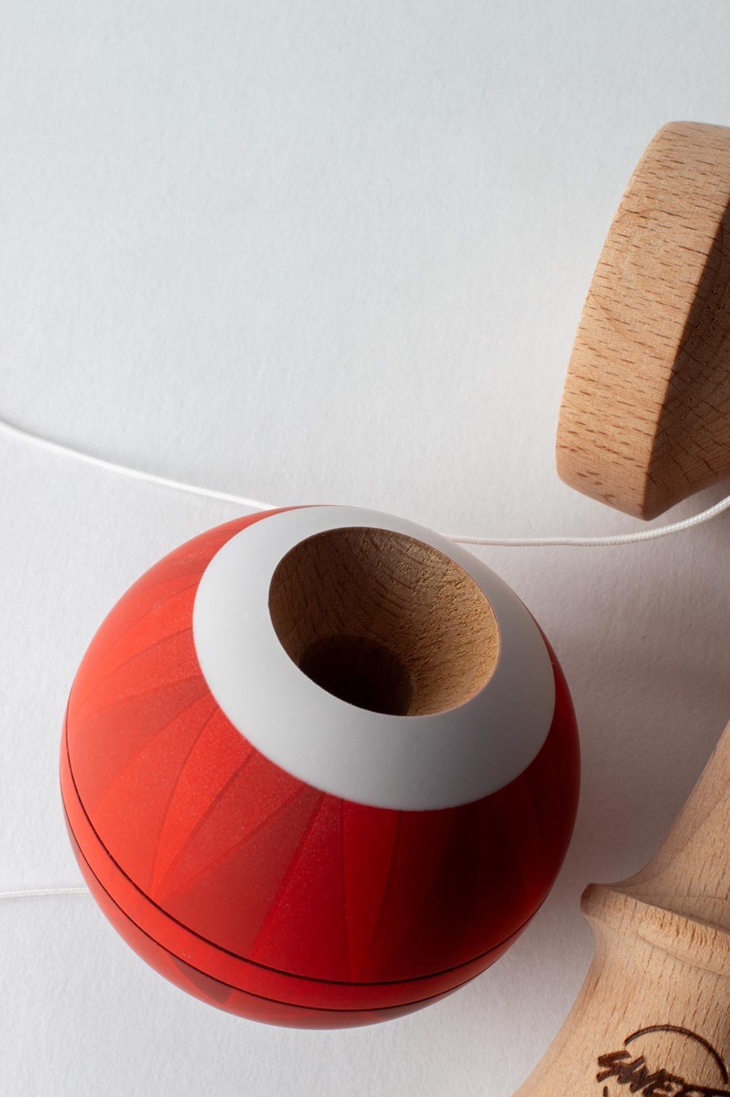 Sweets Kendamas - GEMSTONE - RUBY