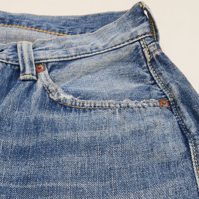 ジーンズ　1サイズ　新品　フォロー割-200円 mqdefault.jpg