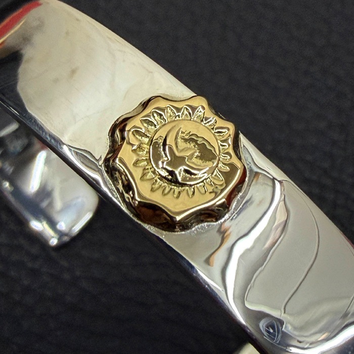 2026SS "MOTOR NEW VINTAGE" BG-01 FLAT BANGLE (18K GOLD ACCENT) �⡼���� MOTO ��� ������ K18�������륹����ץ᥿����ʿ�Ǥ��Х󥰥� MOTO �ϥ�ɥᥤ�� ������ 18�� SV�������ʸ��Բľ��ʤǤ�