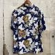 SUN SURF ���󥵡��� SS39613 [ RAYON HAWAIIAN SHIRT ��UKULELE MELODY��] �졼��� �ϥ磻���󥷥�� ������� ����ǥ� 1950ǯ������������ ���Υ��󥿡��ץ饤�� �����ϥ���� ���ߥ���� ���եۥ磻�� �ͥ��ӡ�