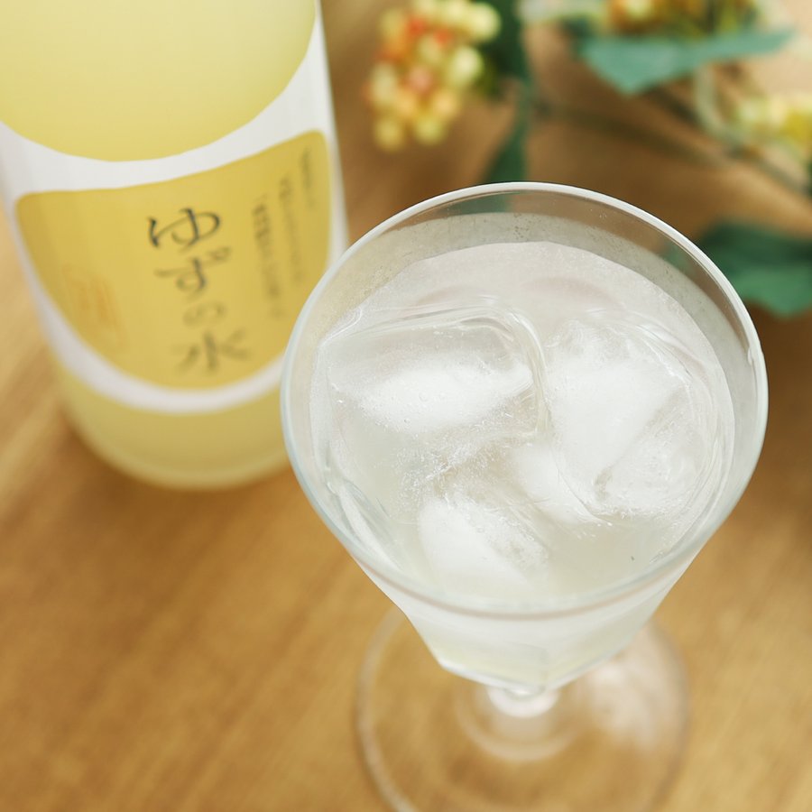 国産ゆずと天然アルカリイオン水、奥飛騨原水のゆずの水 6本セット