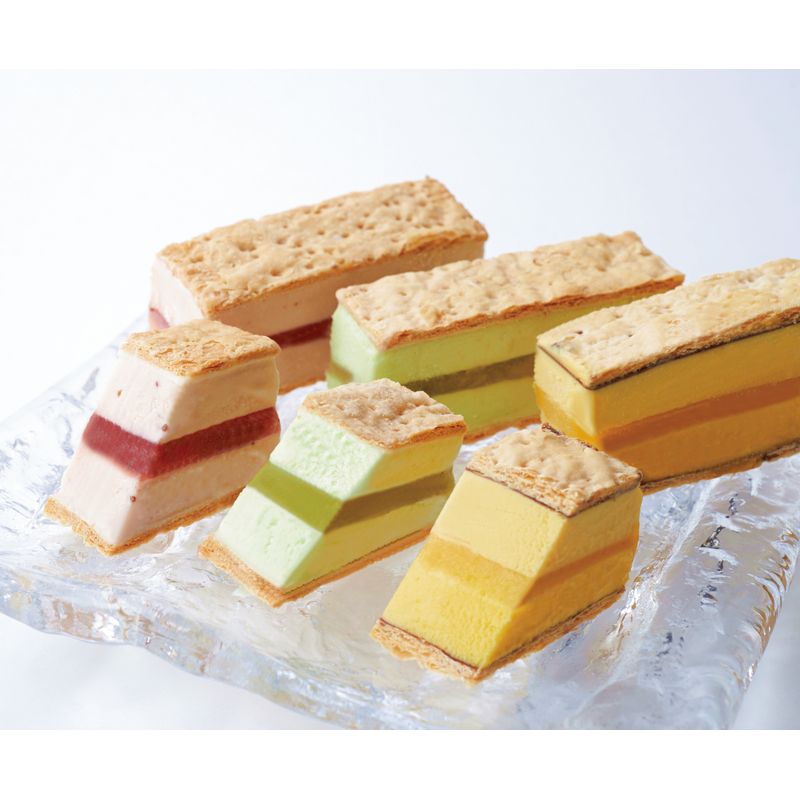 銀座千疋屋 銀座ミルフィーユアイス（ストロベリー・オレンジ・マスカット）