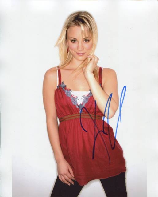 ケイリー・クオコ直筆サイン入り写真…フライトアテンダント… 【公式通販】