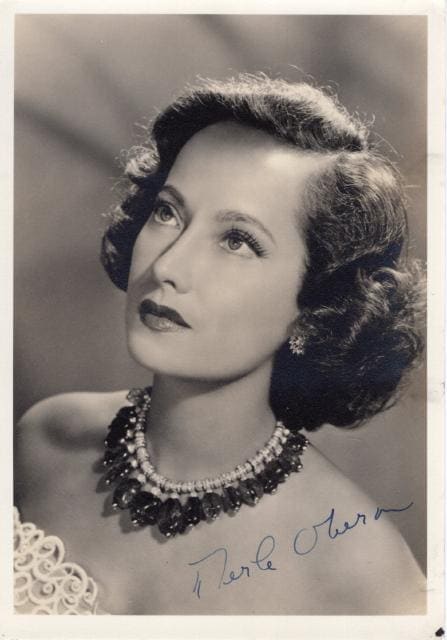 マール・オベロン直筆サイン入り写真 この三人/嵐ケ丘 UACCRD永久保証