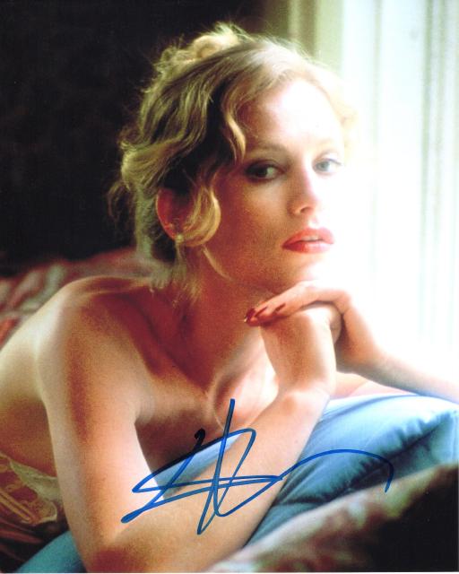 イザベル・ユペール直筆サイン入り写真□フランス名女優