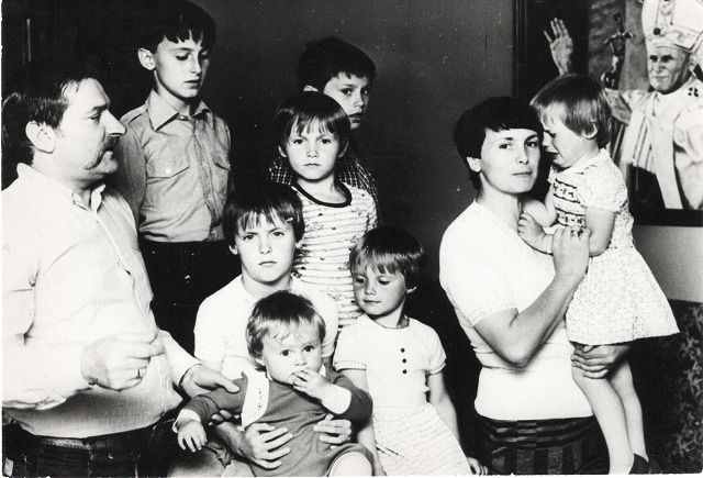 ��ա�����������ľɮ����������̿����Ρ��٥�ʿ�¾޼��޼�/�ݡ����ɸ�������/��쥵��Ĺ��UACCRD�ʵ��ݾ�