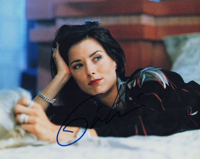 【サイン】サラ　ティア 直筆サイン入りLE SSERAFIM FEARLESS BLACK PETROL LE SSERAFIM