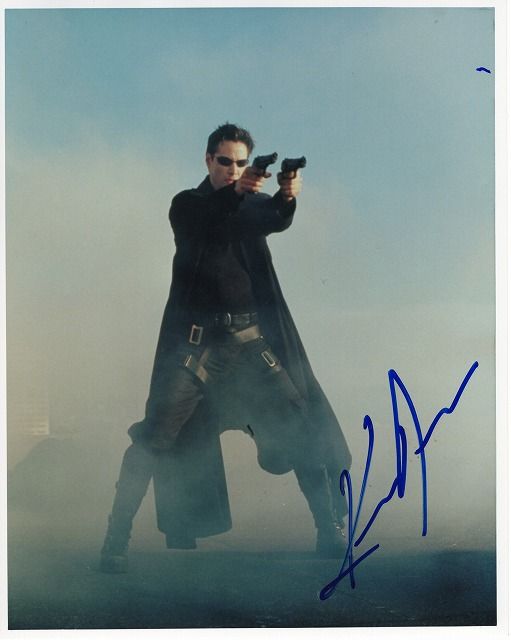 キアヌ・リーブス直筆サイン入り写真□マトリックス○UACCRD永久保証