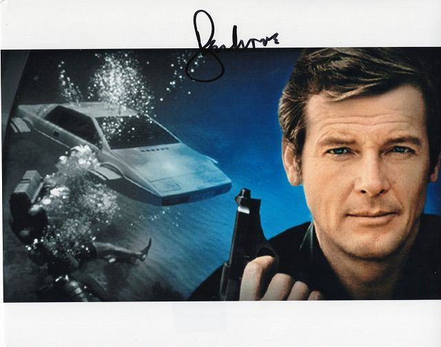 ロジャー・ムーア直筆サイン入り写真□007 私を愛したスパイ