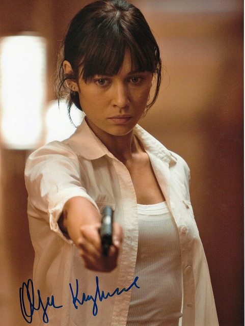 オルガ・キュリレンコ直筆サイン入り写真□007 慰めの報酬 オルガ・キュリレンコ直筆サイン入り写真□007 慰めの報酬