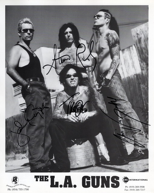 L.A.����by4̾ľɮ����������̿���L.A.GUNS��UACCRD�ʵ��ݾ�