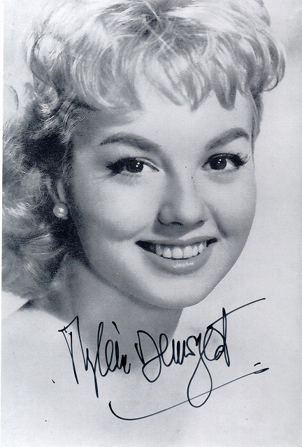 ミレーヌドモンジョ直筆サイン入り写真… ミレーヌ・ドモンジョ自筆サイン入絵葉書 Mylene Demongeot(大きさ約14