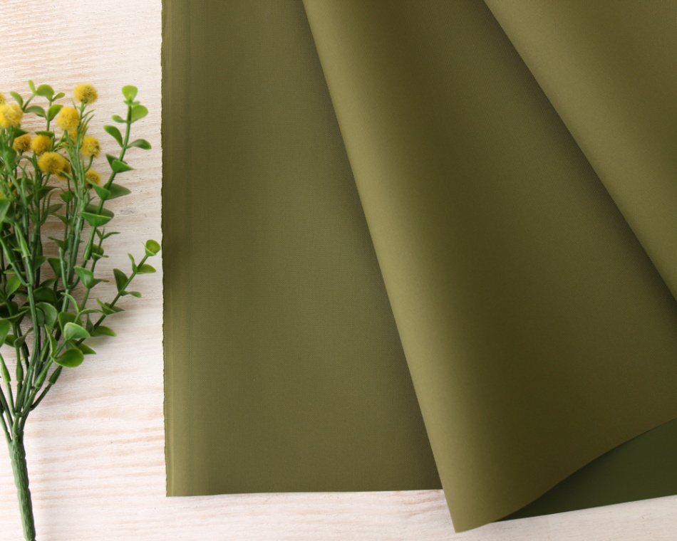 カットクロス】裏ビニール加工のバッグ用ナイロン・クロス Arabelle [M