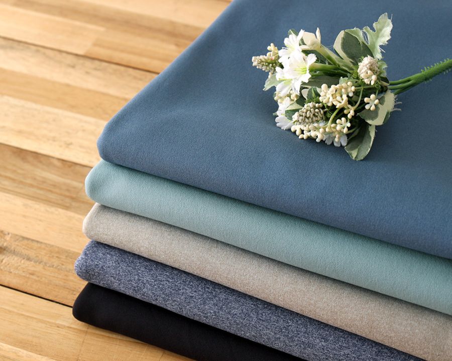 SK予約！。メイドインイタリー。ストレッチトップス。フリーサイズ。 DOLMAN STRETCH PLEATS 3 – isseymiyake.com