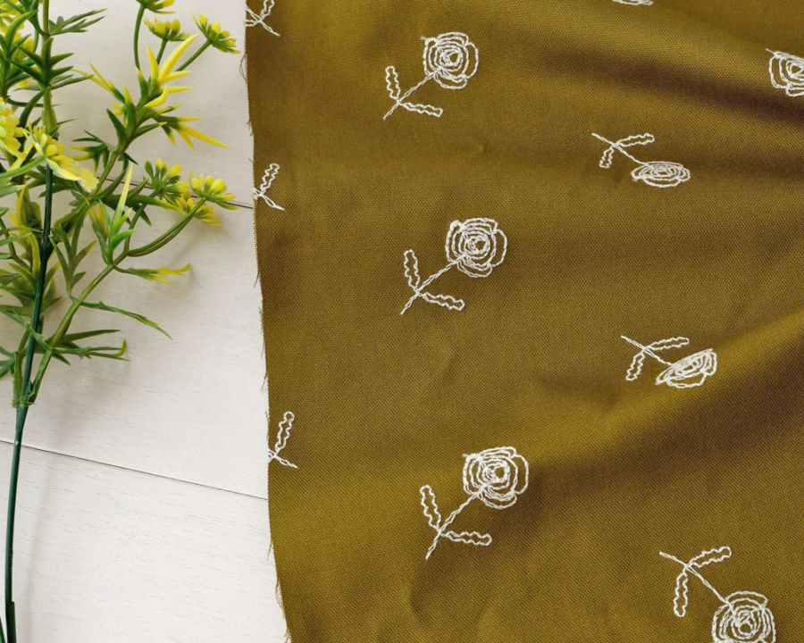 カットクロス】コットンオックスの刺繍ファブリック Colombe [M便 1/10