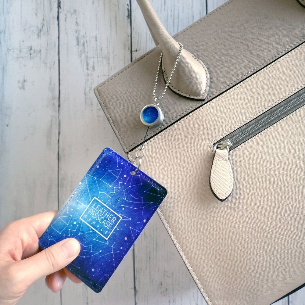 PU製パスケース 長方形 窓付きタイプ 白