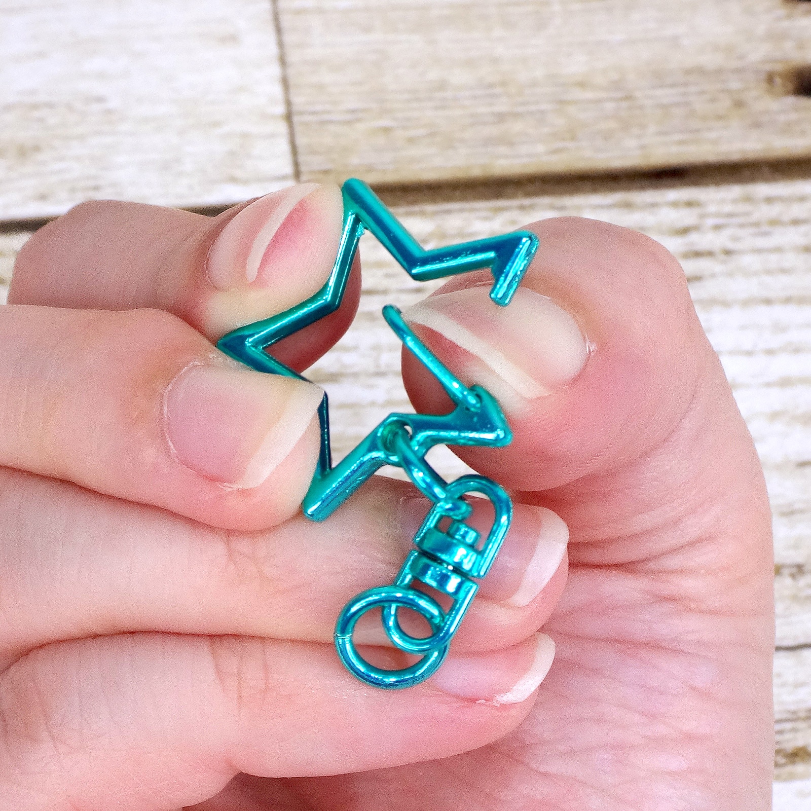 ワンタッチキーホルダー チャームキーホルダー シーベル付き 星