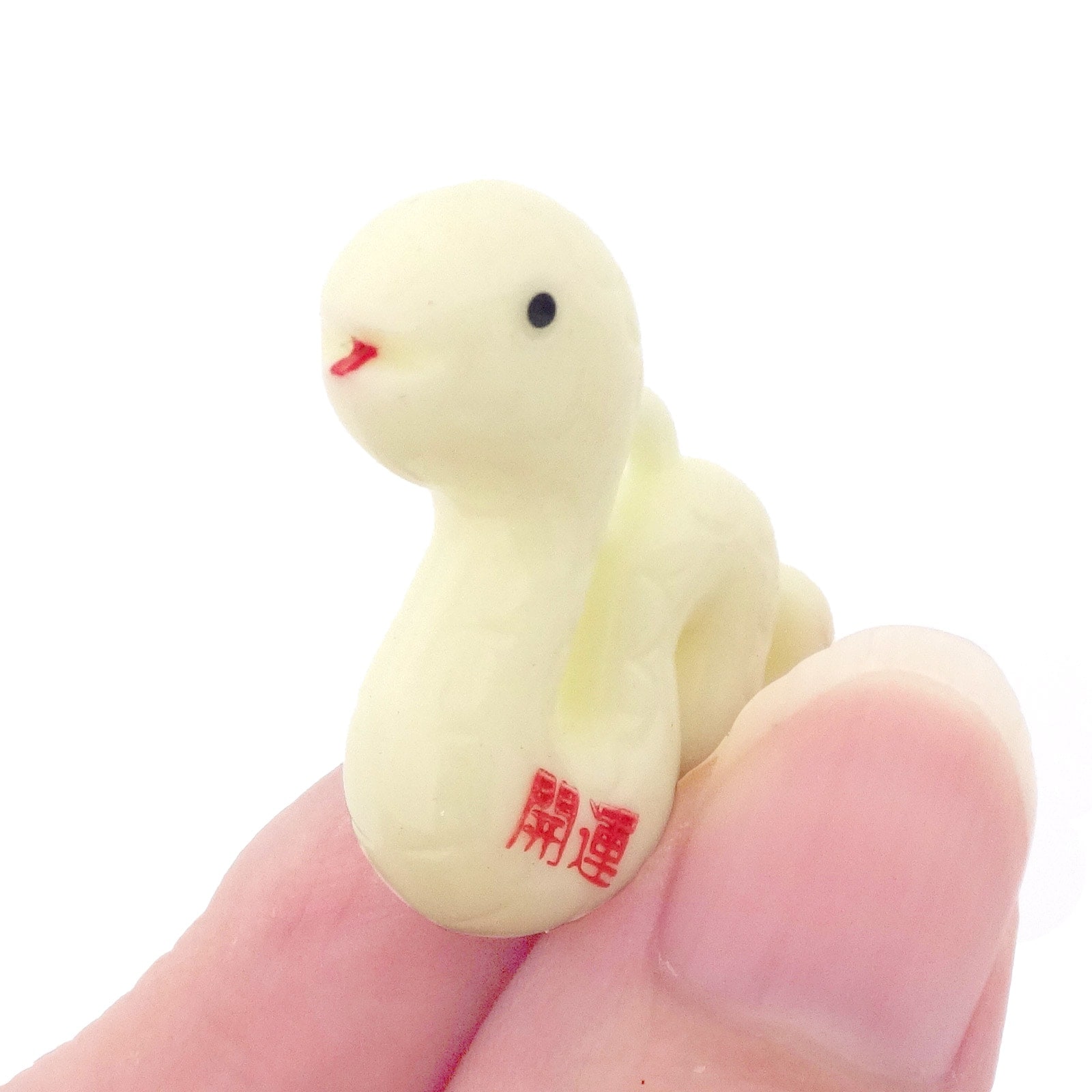 プラ干支 T （巳/へび） ホワイト 開運文字入り 6色根付紐 N6-SD 付き 完成品