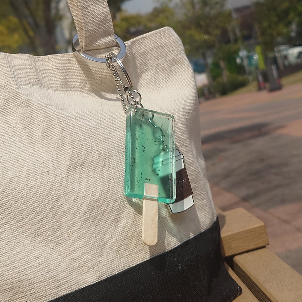 アクリル厚口キーホルダー アクリルチャーム ボールチェーン付き