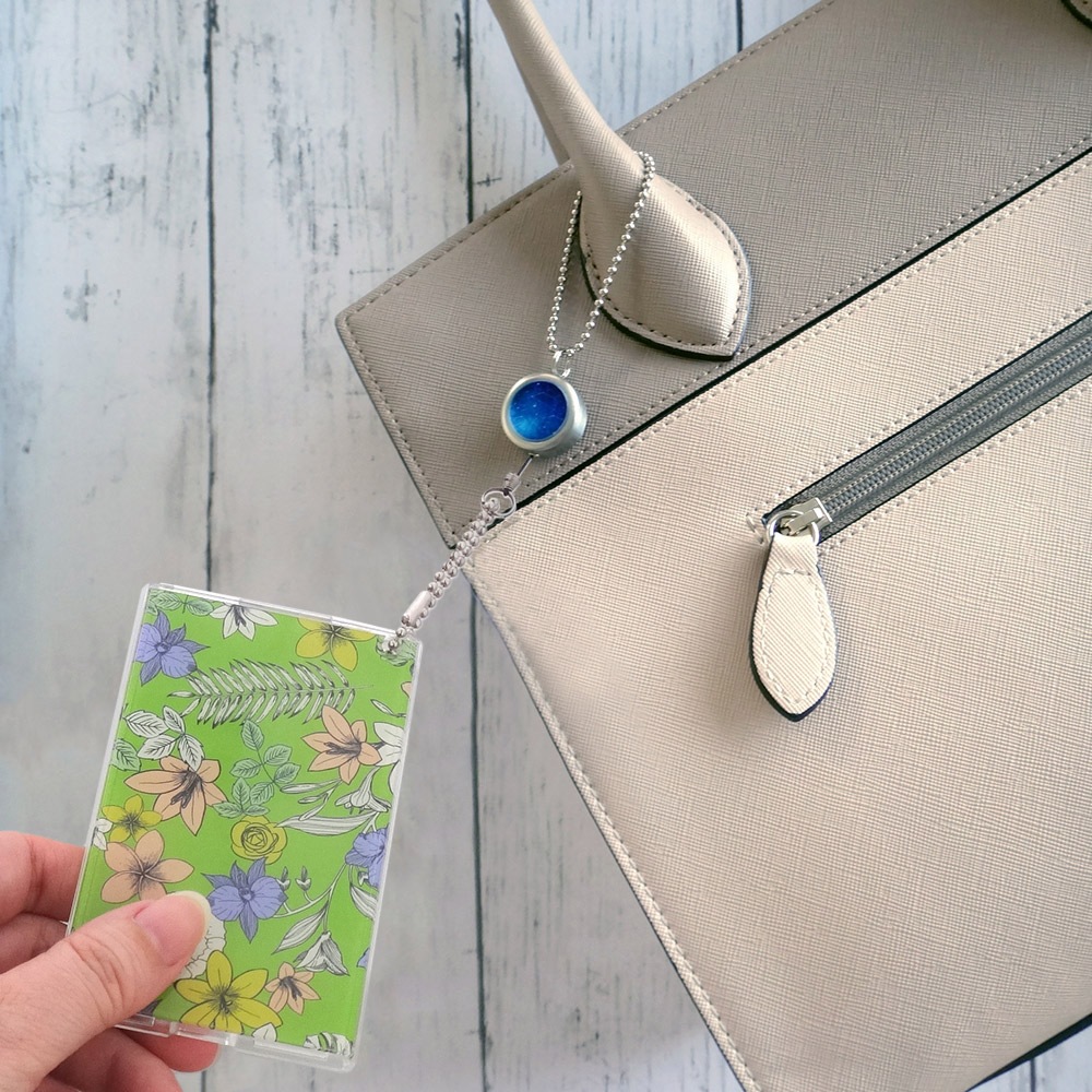 PC（ポリカーボネート）製 パスケース 長方形 62×102mm クリア