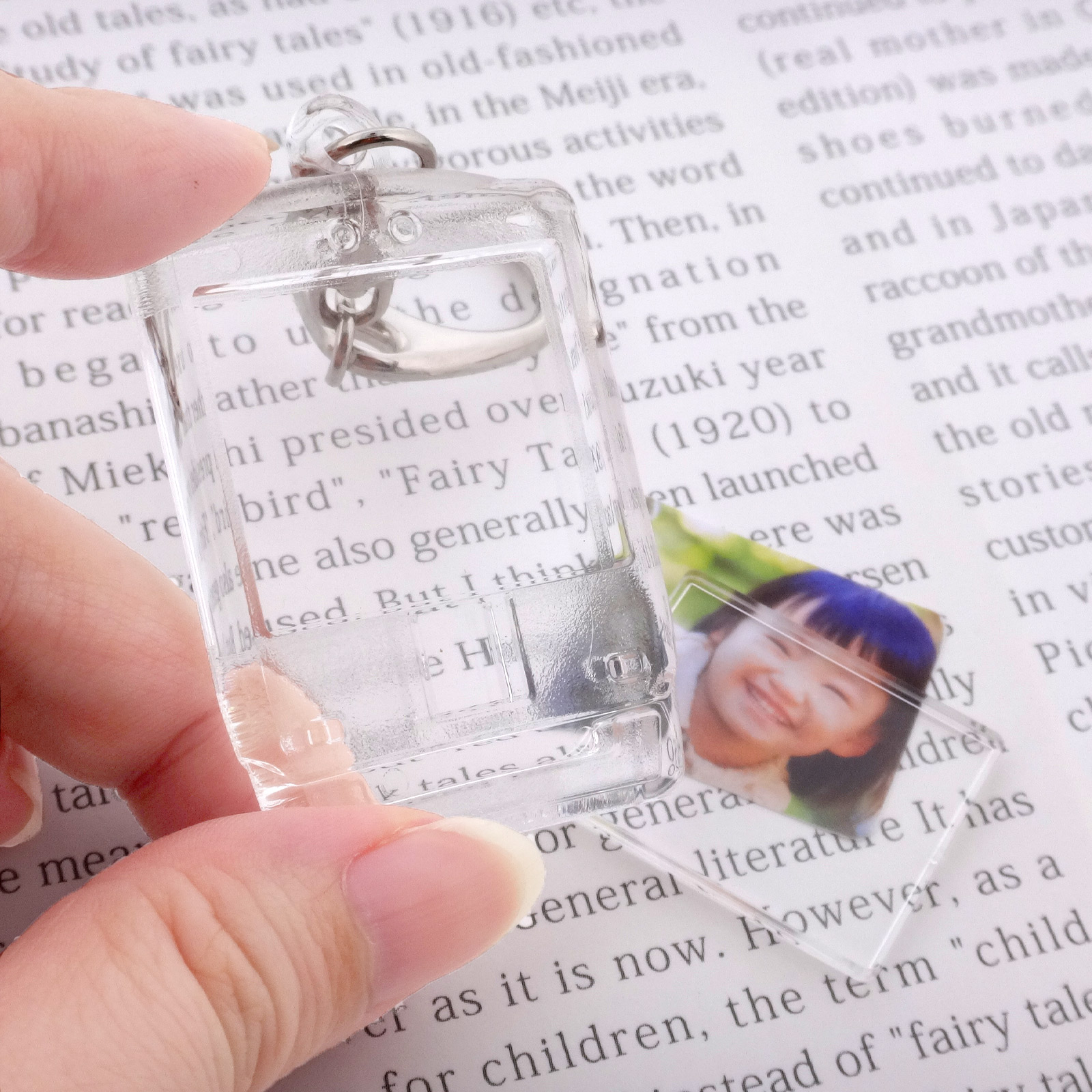 ハメパチ 電車型 キーホルダー 555 L 付き （CAK-C25X）