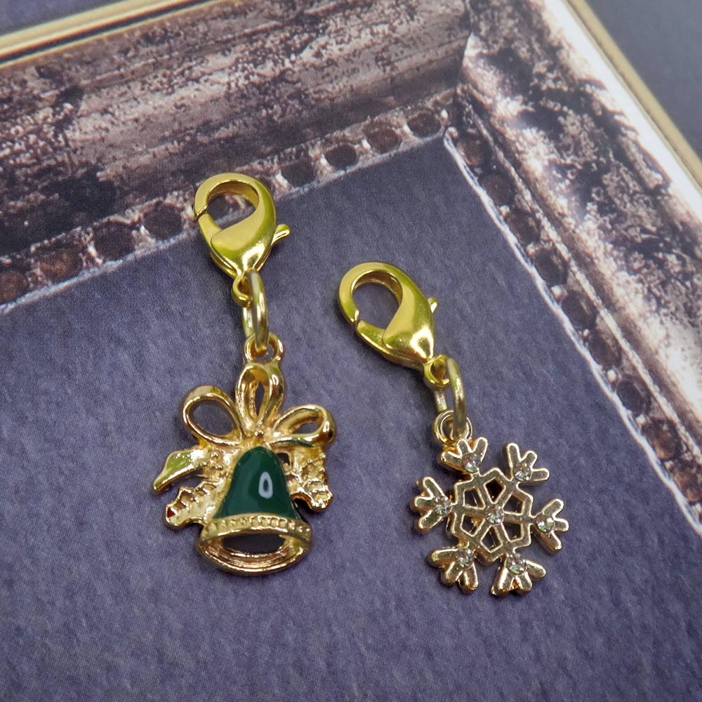 どれが届くかお楽しみ♪ カニカンフック付きチャーム クリスマス 柄