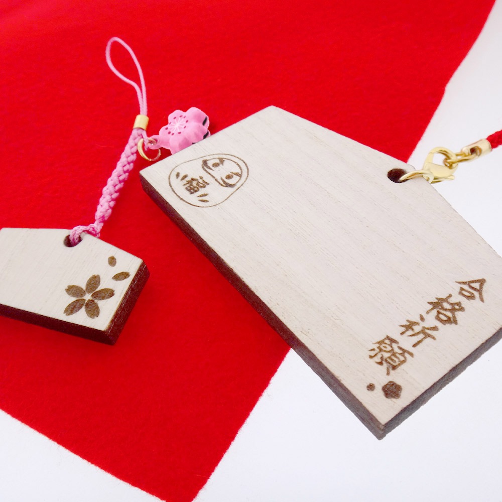 mdmpa様オーダー品　だるまお守り 合格祈願 お守り 木札絵馬ストラップ だるま 大 根付紐 赤 付き
