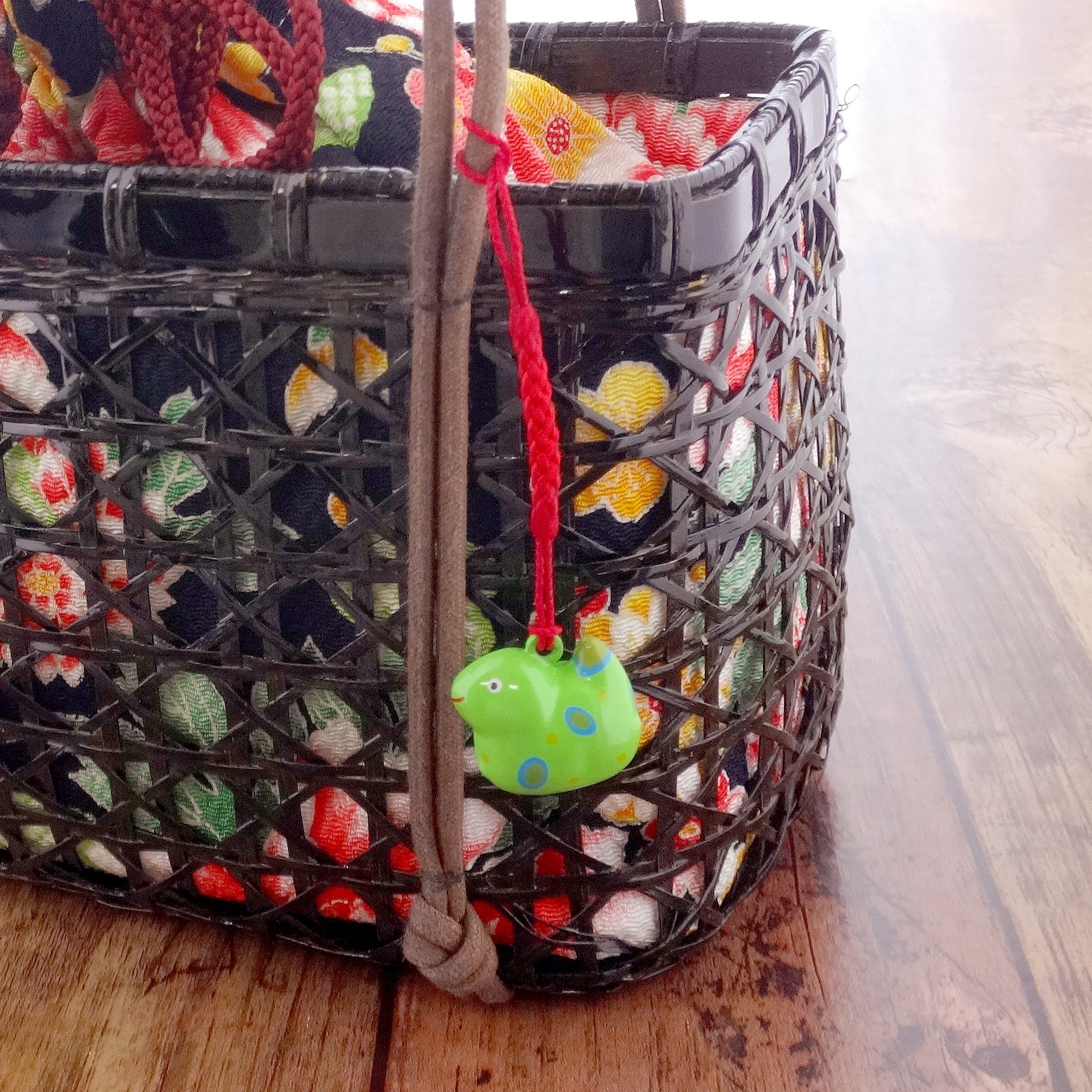 干支鈴 全身タイプ 辰（たつ） 鈴のみ｜パーツ材料の通販 大王製作所