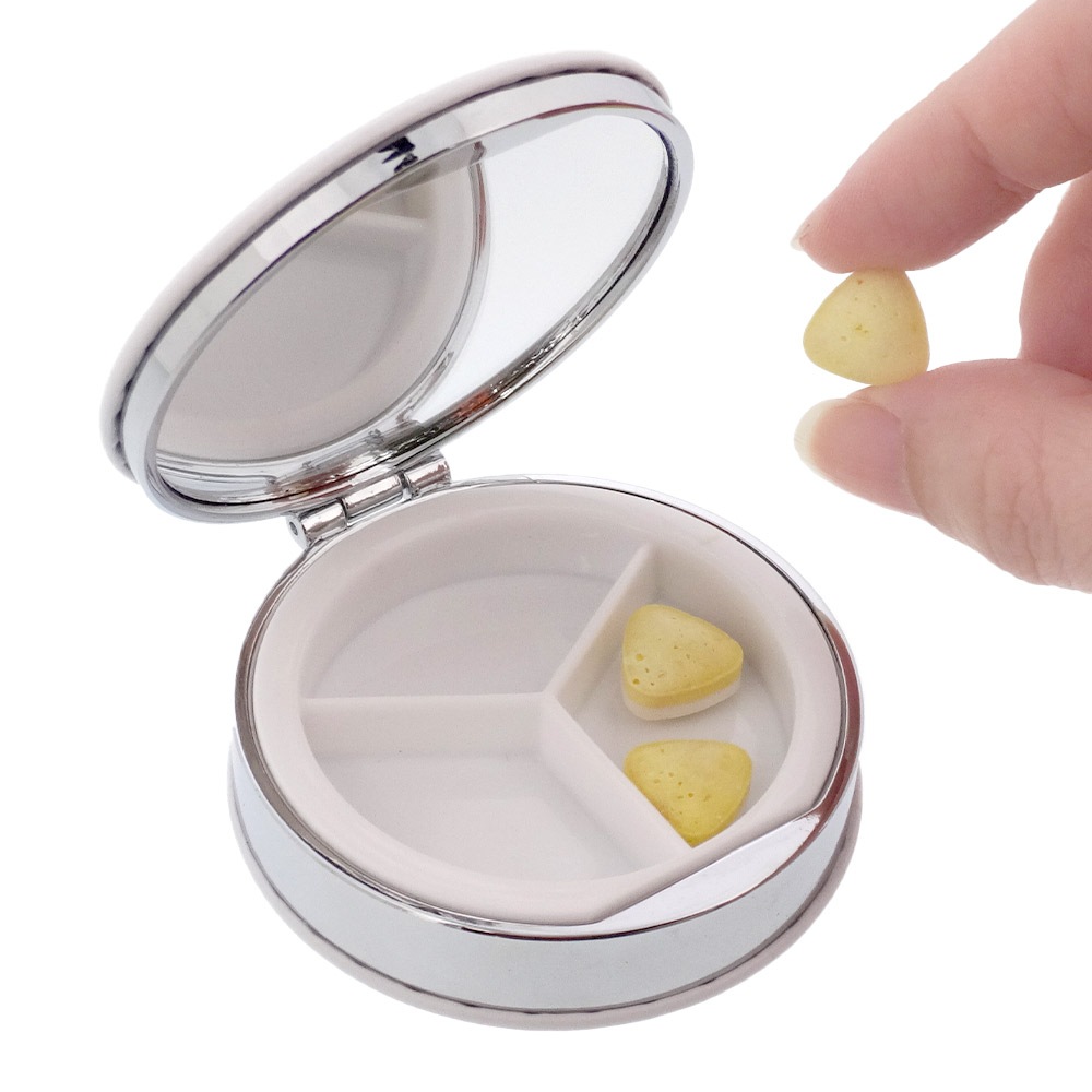 PU製コンパクトピルケース マカロン (丸型) ホワイト 無地 【在庫限り】