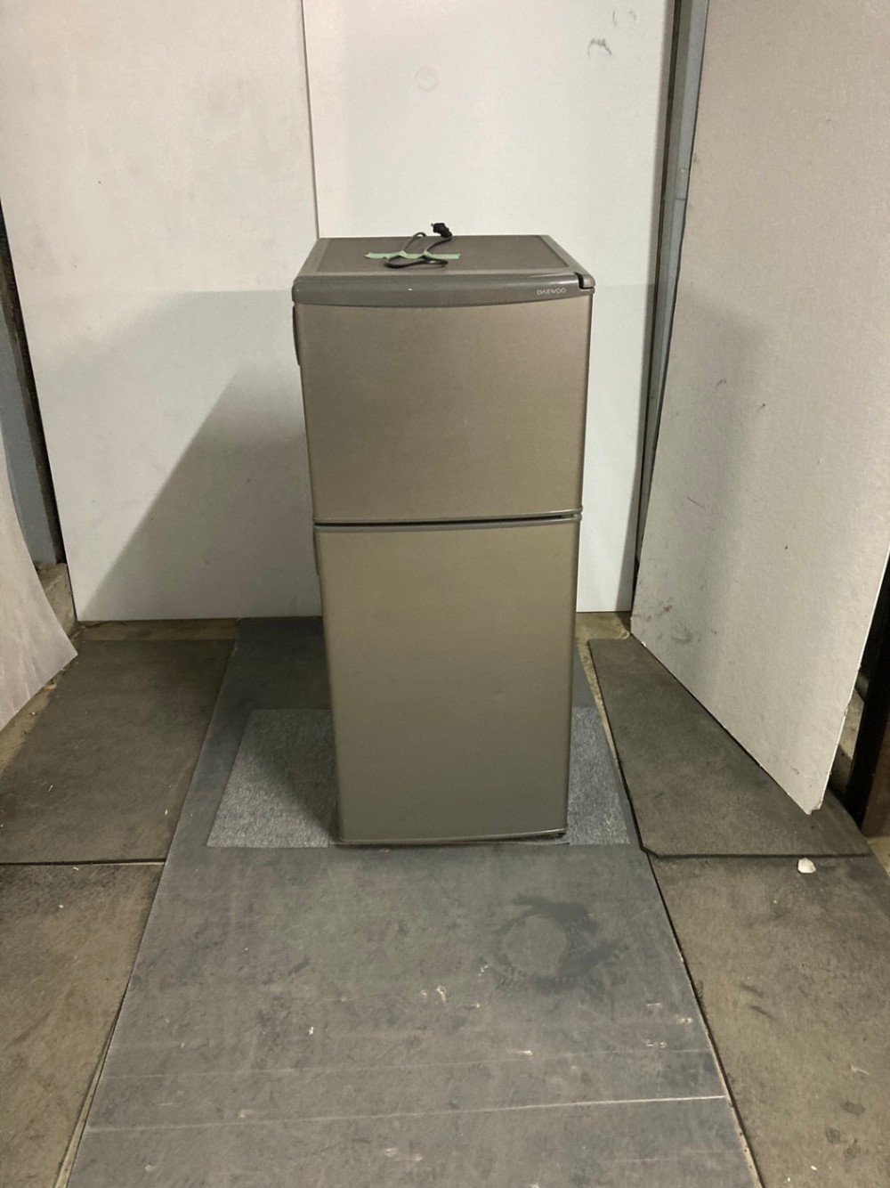 DAEWOO 2ドア冷蔵庫 DR-T12BS 2016年製