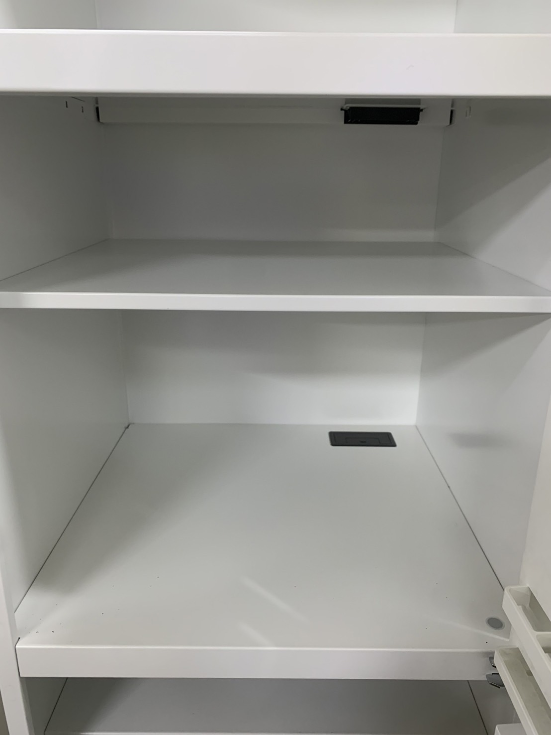 コクヨ 8人用パーソナルロッカー エディアシリーズ BWU-RN82ADEM79SAWN＊K