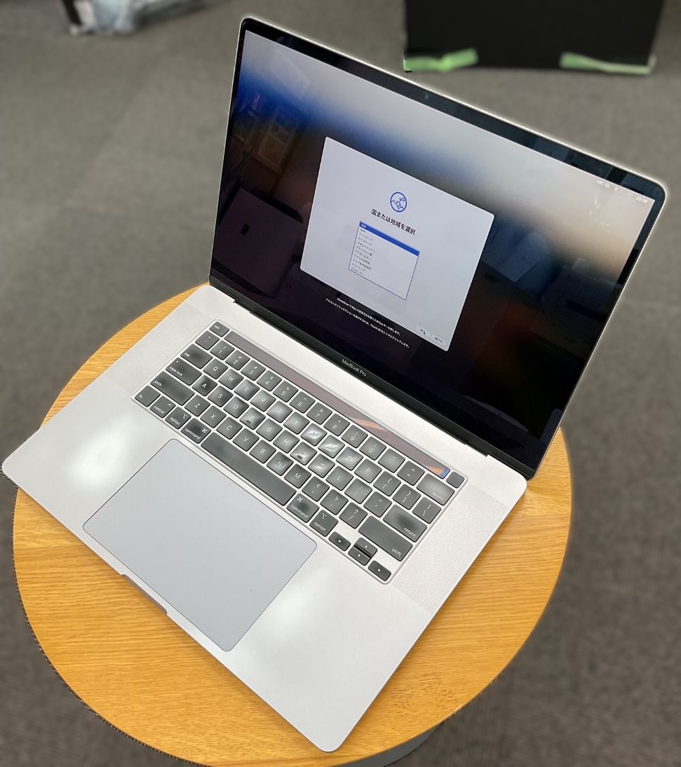 Apple MacBook Pro 16インチ 2019 A2141 【通電確認済み】