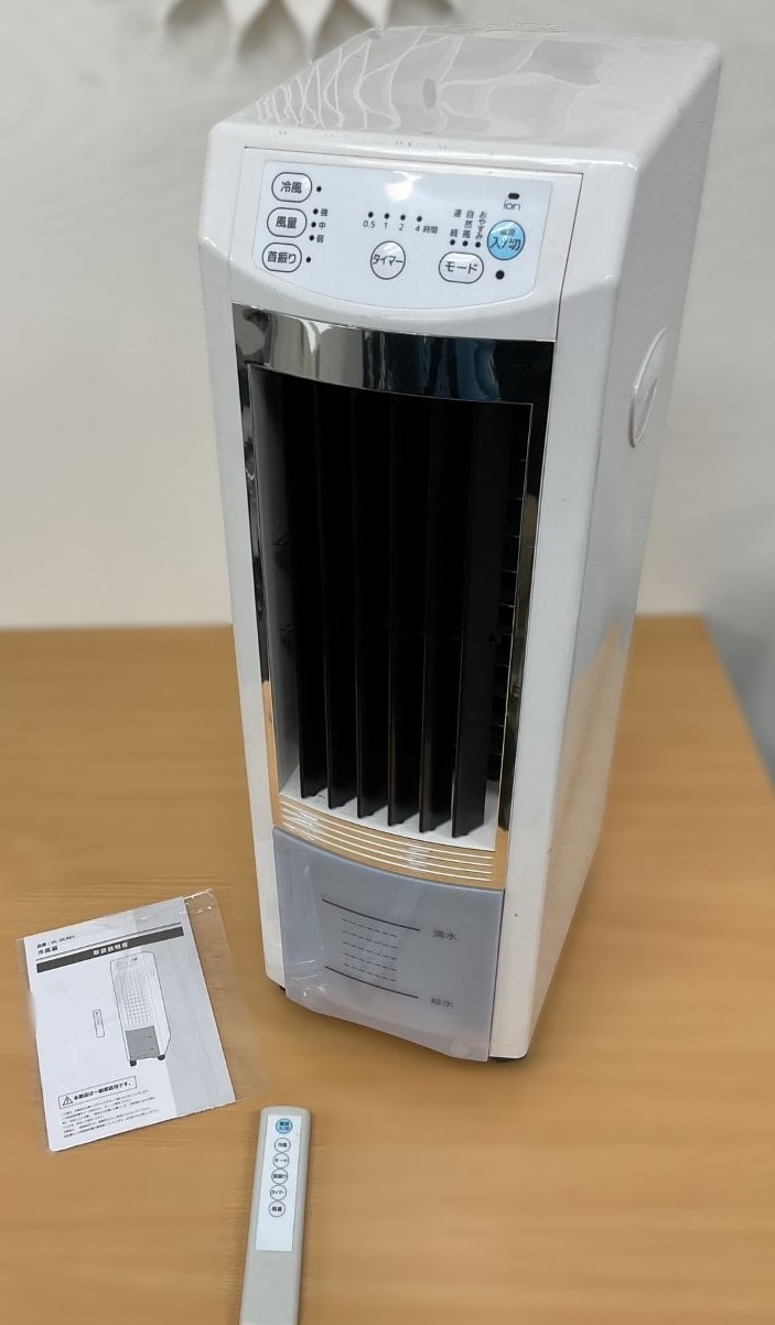 冷風扇　2019年　VL-DCR01 ベルソス 冷風扇 VL-DCR01 首振り 風量3段階 扇風機 小型