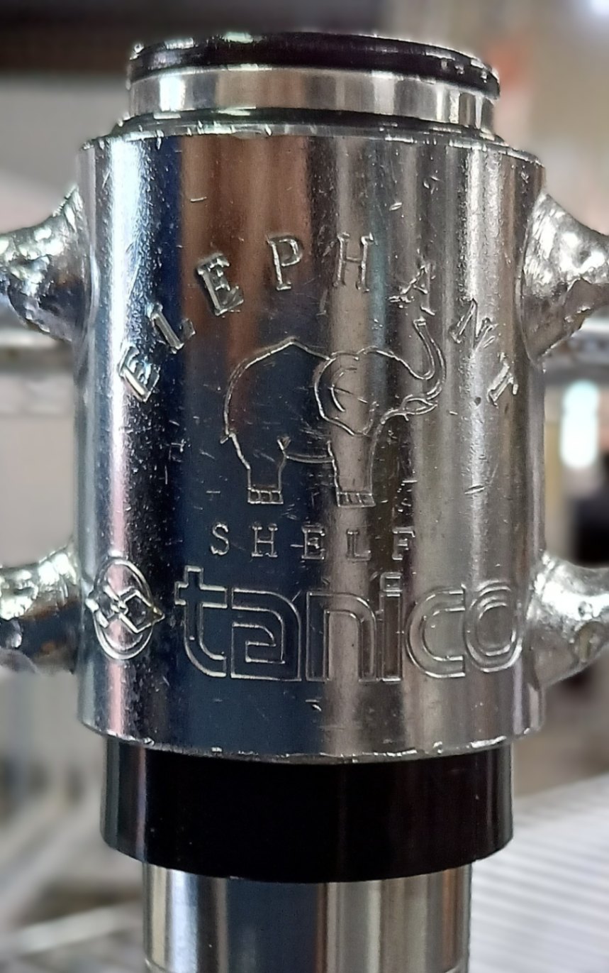 タニコー/tanico エレファントシェルフ ストッパー付キャスター [開口