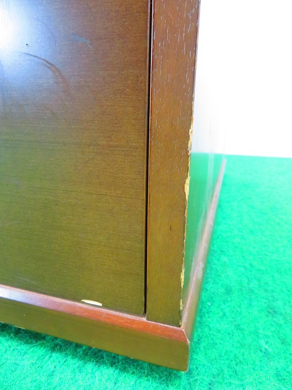 W1800 ���������