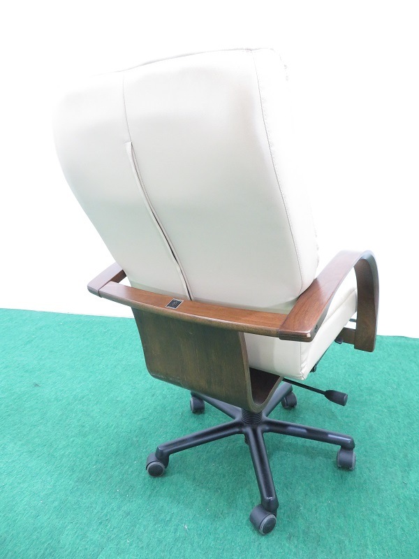 �ٻΥե��˥��� H1070���ϥ��Хå���������