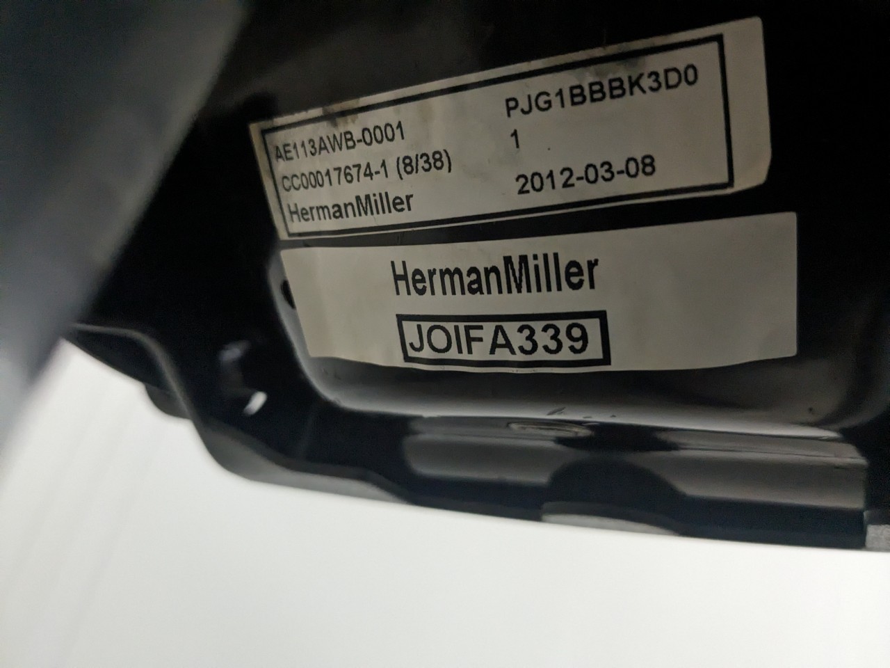 Herman Miller �ϡ��ޥ�ߥ顼�� ɪ�ե�������AE113AWB-0001