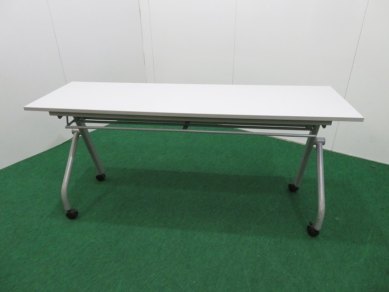 中古　アイリス　W1500　折りたたみキャスター付きテーブル 中古オフィス家具 W1500 アイリスチトセ製 FTA-H1545 キャスター付き