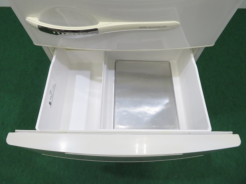 中古 家電・リサイクル SANYO 2004年製 357L 4段ドア 冷蔵庫 SR-361G(W  