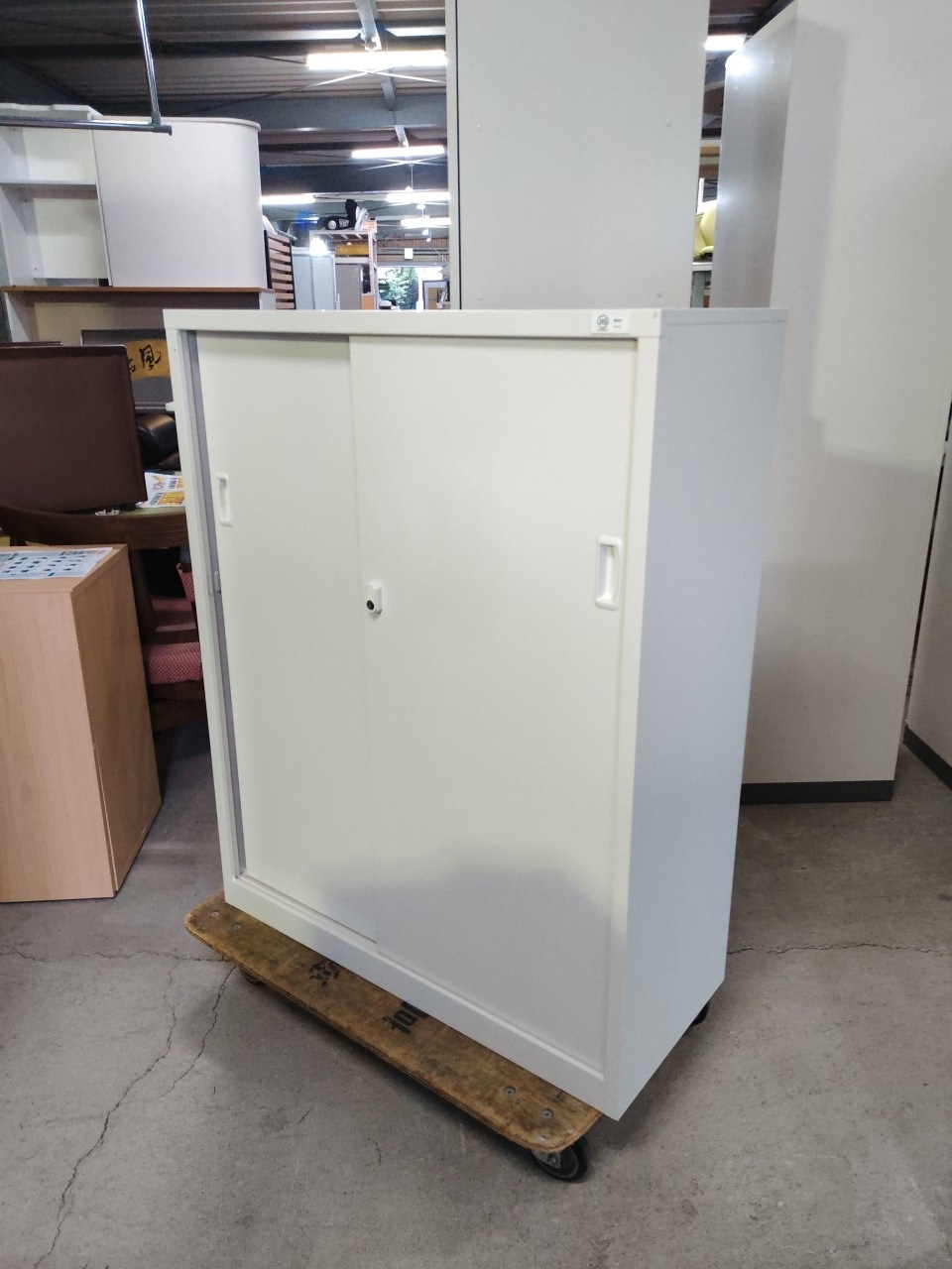 SEIKO製 引き違い書庫 ALZ-S34 鍵付き W880 x D380 x H1110 