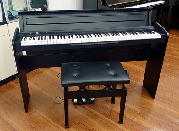 【引き取り限定】KORG LP-180 電子ピアノ ８８鍵盤 LP-180 - DIGITAL PIANO | KORG (Japan)
