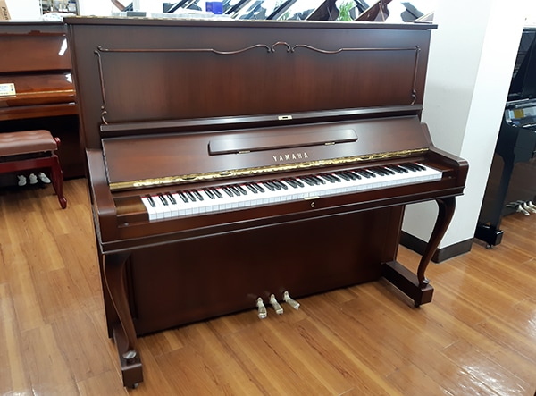 SALE 【中古品】　ヤマハ アップライトピアノ UX50WnC #4597533　【木目ピアノ】