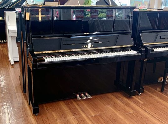SALE 【中古品】　ヤマハ アップライトピアノ UX3 #4317884