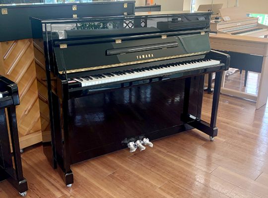ヤマハ アップライトピアノ b113 #J35391428 【中古品】｜ピアノ