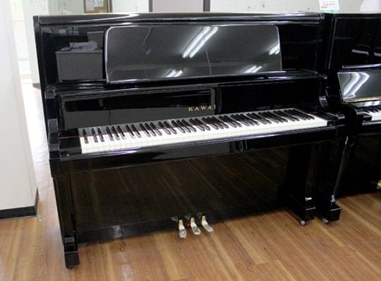【中古品】　カワイ アップライトピアノ US5X #2122867