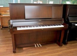 【中古品】　ヤマハ アップライトピアノ W102 #2765919 【木目ピアノ】