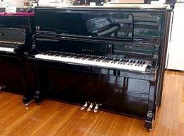 【中古品】　カワイ アップライトピアノ US5X #2030008