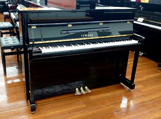 【中古品】 ヤマハ アップライトピアノ b113 #J39497395
